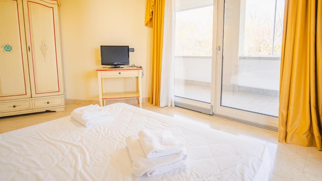 Relais Du Lac Village - Italian Homing Desenzano del Garda Exteriér fotografie