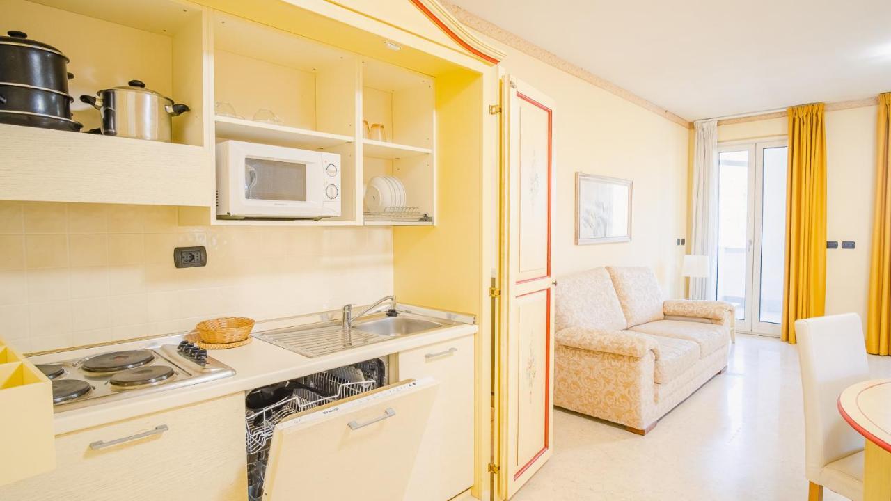 Relais Du Lac Village - Italian Homing Desenzano del Garda Exteriér fotografie